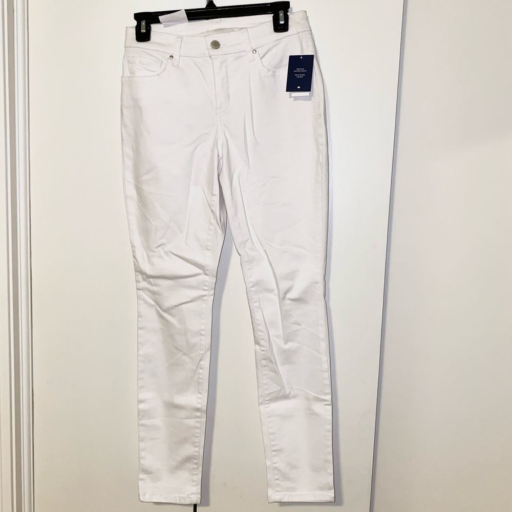 crown and ivy white jeans!